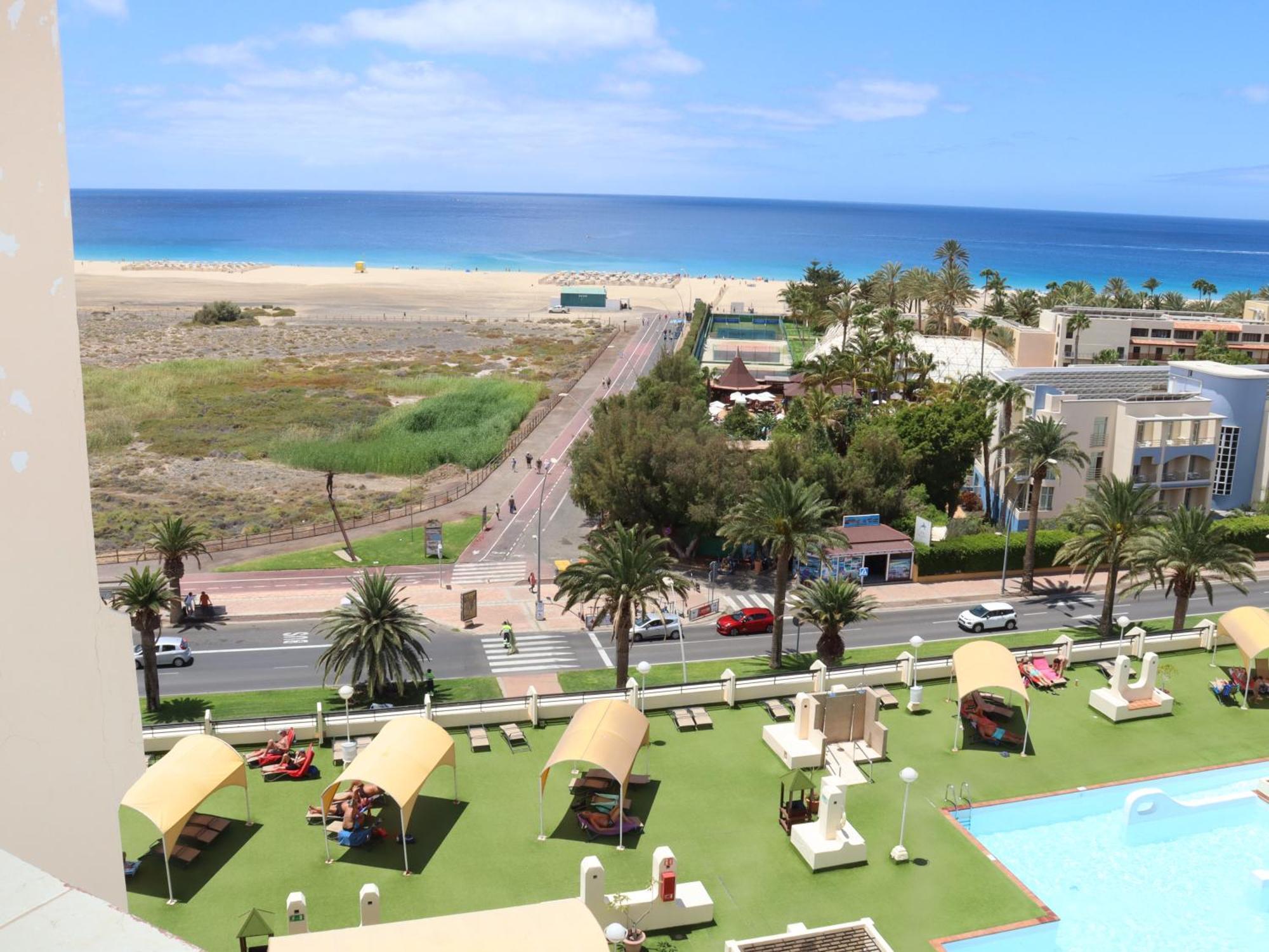Playa Mirar In Palm Garden Apartment